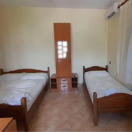 Camping Village * Vlorë